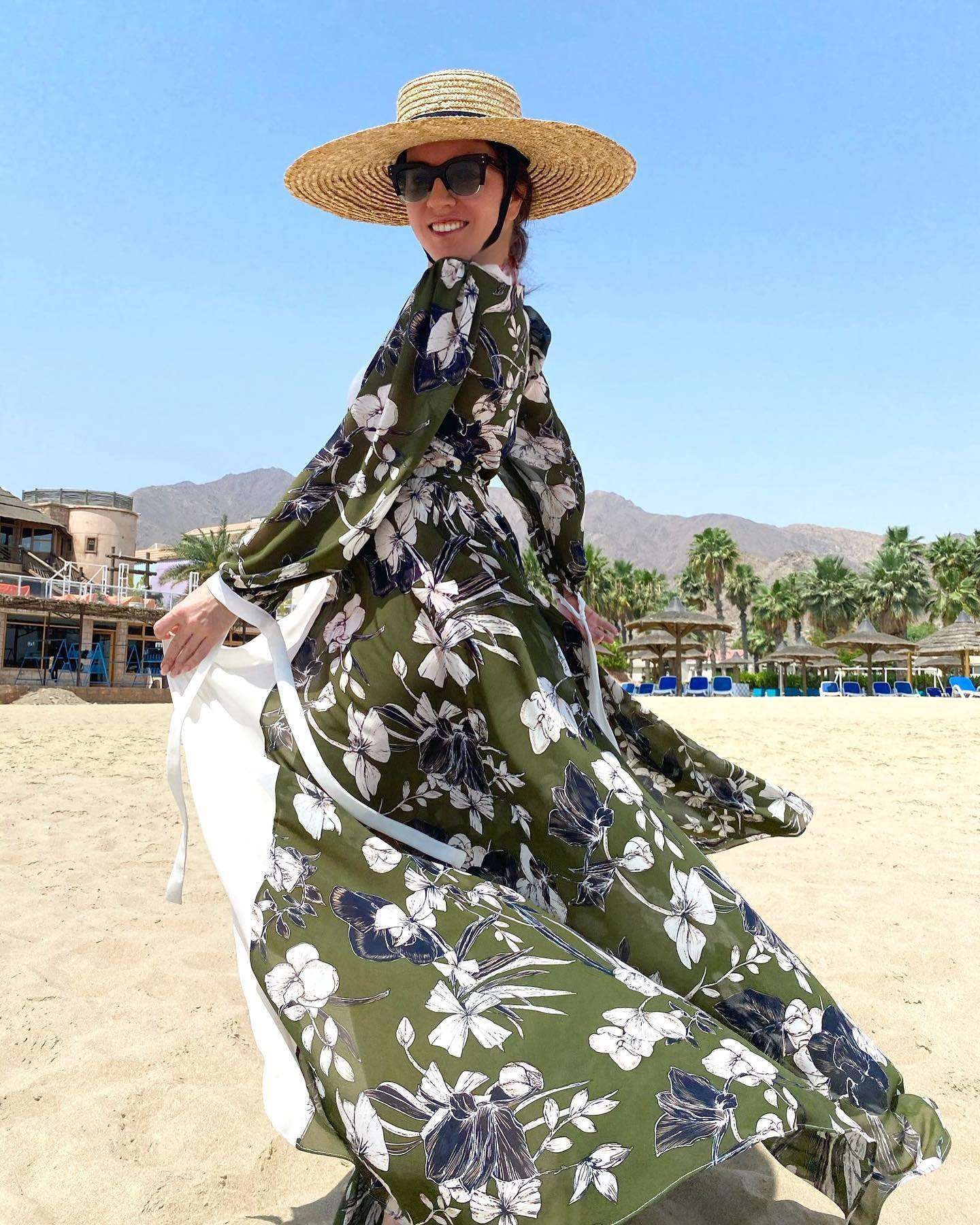 2023 New Solid cover-ups for women Tunic Beach Cover Up Swimsuit Folds Long Sleeve Pareo Sarong Beachwear Saida de Praia TZ21132G30 One Size