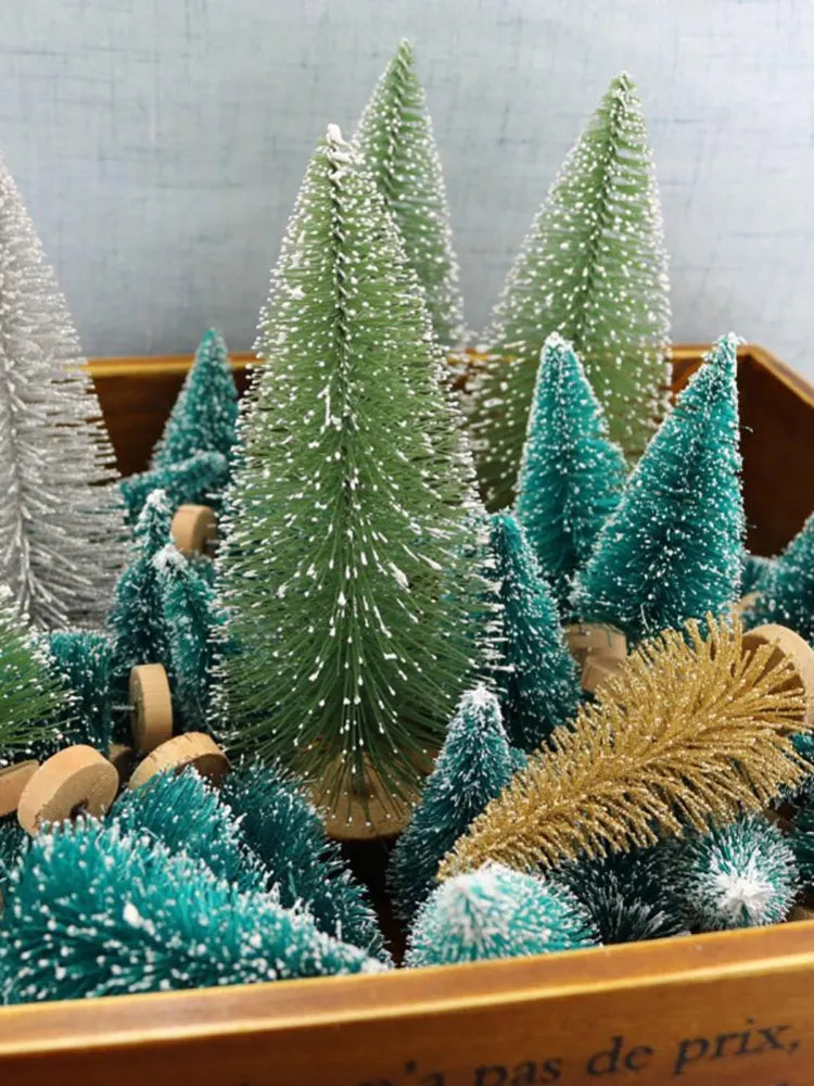 24-12 Piece Mini Christmas Tree Sisal Silk Cedar Table Top Decoration Small Christmas Tree Mini Tree Window DIY Decorations