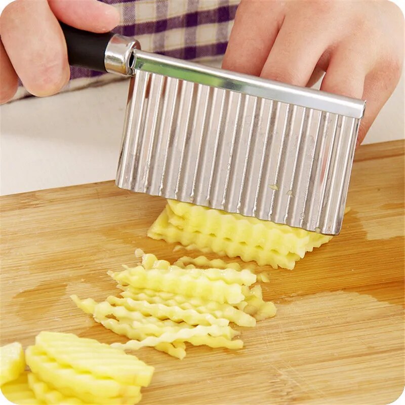 Kitchen Gadget Stainless Steel Potato Cutting Wavy Edged Knife Fries Slicer Fancy Potato Chopper Cutter Vegetable Fruit Tools