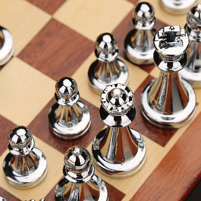 Metal Medieval Chess Set with High Quality Wooden Chessboard Adult and Children 32 Metal Chess Pieces Family Game Toy Gift