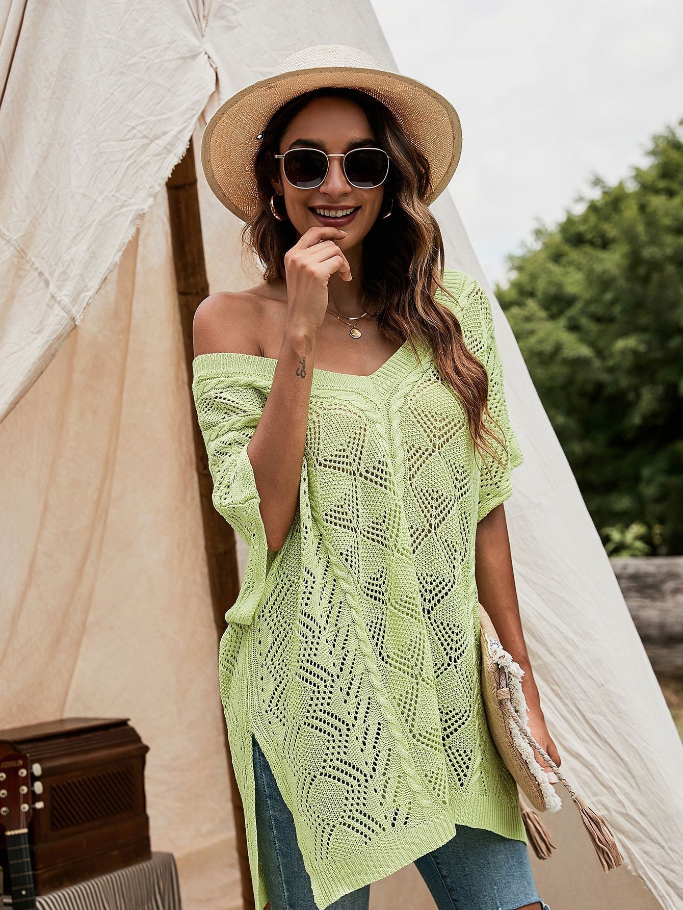 New Summer Openwork Batwing Sleeve Sweater Pullover Loose Knitted Blouse Solid Color V-neck Hollow Out Short Sleeve Shawl Light Green