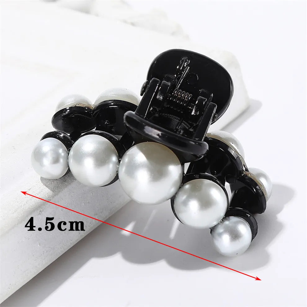 AWATYR 2021 New Hyperbole Big Pearls Acrylic Hair Claw Clips Big Size Makeup Hair Styling Barrettes for Women Hair Accessories LA3688-B01 China