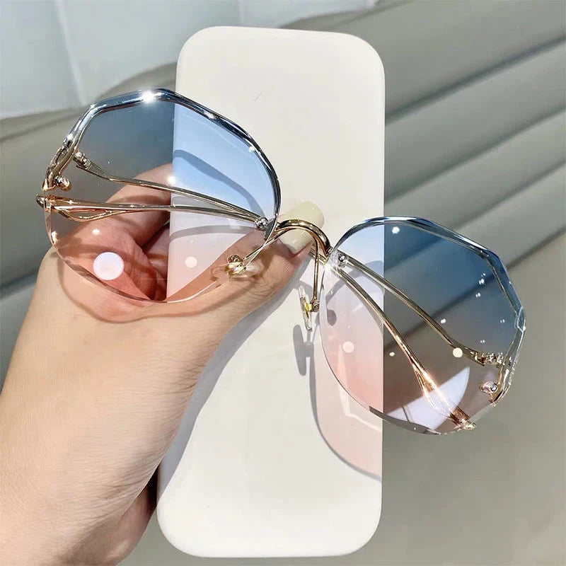 2023 Fashion Tea Gradient Sunglasses Women Ocean Water Cut Trimmed Lens Metal Curved Temples Sun Glasses Female UV400