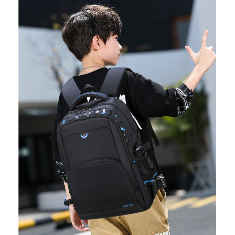 Waterproof Children school Backpack School Bags Boys kids Schoolbag primary School backpack Kids Book Bag mochila3-9 garde